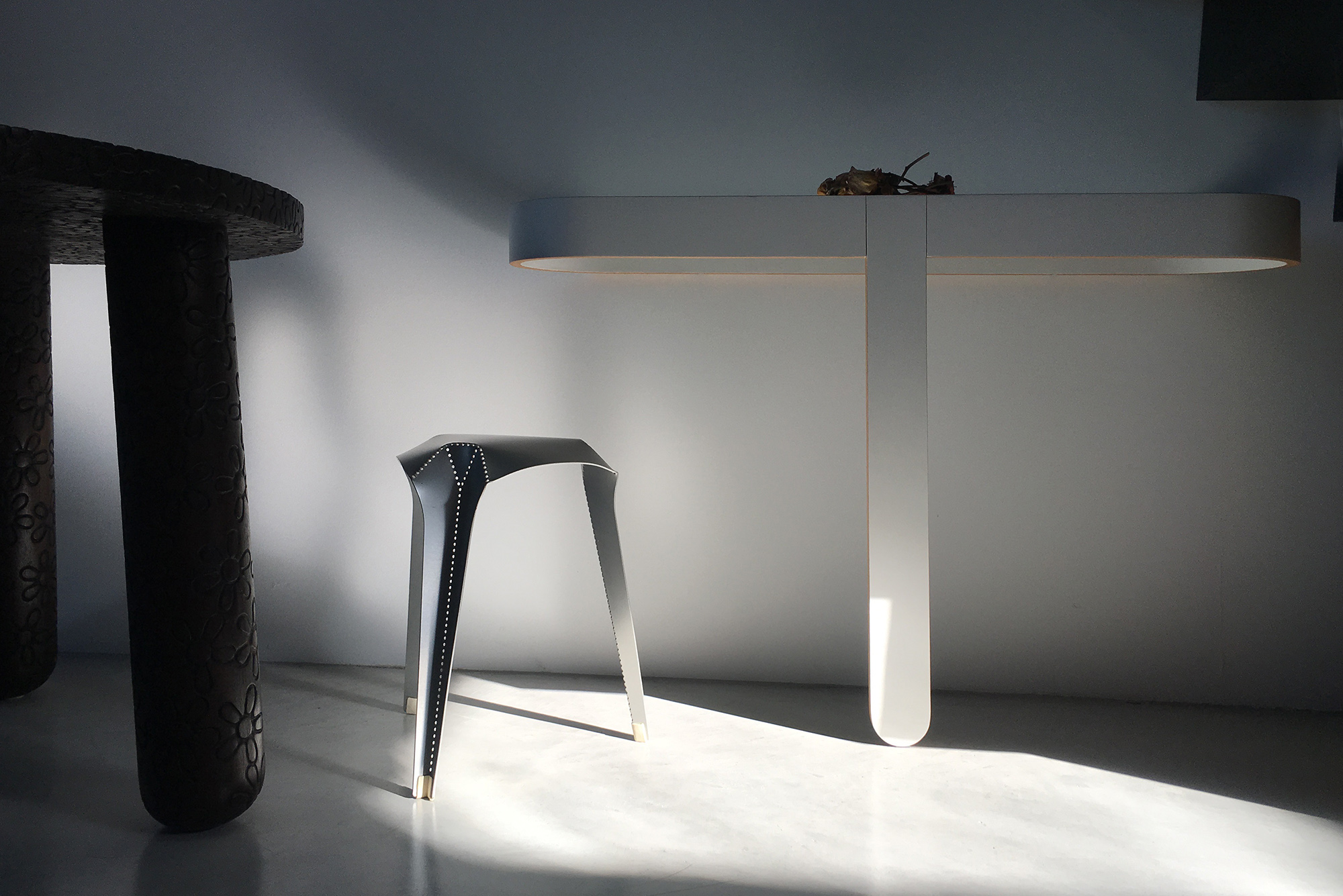 nom stool Gilli Kuchik & Ran Amitai